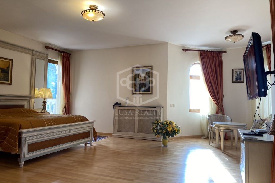 Villa en Castelldefels, Barcelona, España 6 dormitorios, 670 m2 No. 128032