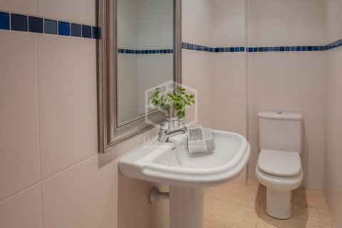 Townhouse for sale Calafell, Tarragona, Spain 5 bedrooms, 200 sq.m. No. 128030 - photo 14