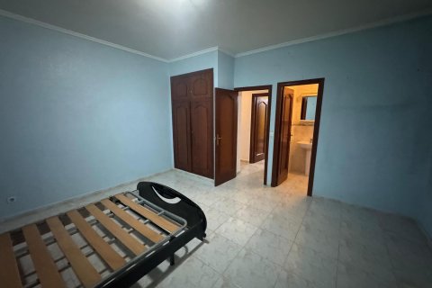 Huoneisto myytävänä Torrevieja, Alicante, Espanja, 4 makuuhuonetta, 197 m2 No. 131570 - kuva 30