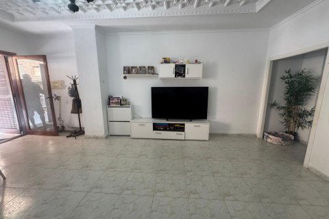 Huoneisto myytävänä Torrevieja, Alicante, Espanja, 4 makuuhuonetta, 197 m2 No. 131570 - kuva 9