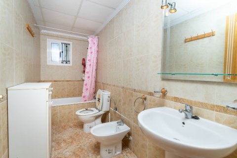 Kaupunkipientalo myytävänä Los Altos, Alicante, Espanja, 2 makuuhuonetta, 80 m2 No. 131568 - kuva 18