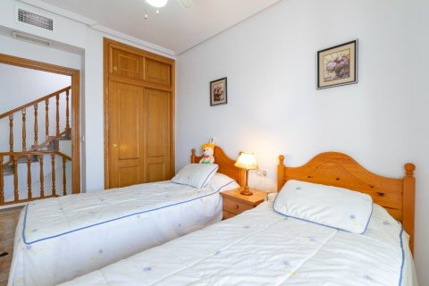 Kaupunkipientalo myytävänä Los Altos, Alicante, Espanja, 2 makuuhuonetta, 80 m2 No. 131568 - kuva 21