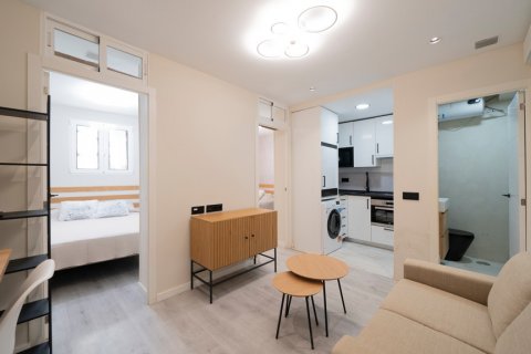 Apartment for sale Madrid, Spain 2 bedrooms, 43 sq.m. No. 121718 - photo 1