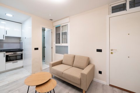 Apartment for sale Madrid, Spain 2 bedrooms, 43 sq.m. No. 121718 - photo 14