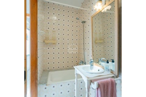 Apartment for sale Ciutadella De Menorca, Menorca, Spain 5 bedrooms, 114 sq.m. No. 127987 - photo 8