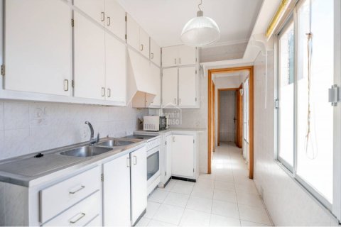 Apartment for sale Ciutadella De Menorca, Menorca, Spain 5 bedrooms, 114 sq.m. No. 127987 - photo 4