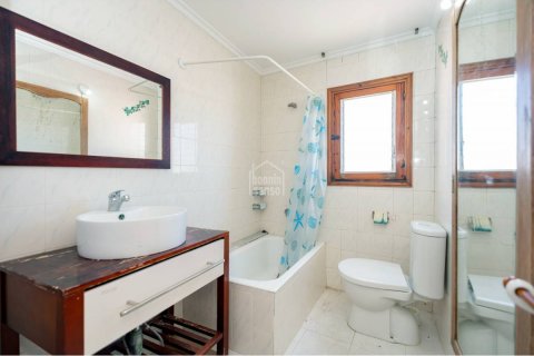 Apartment for sale Ciutadella De Menorca, Menorca, Spain 5 bedrooms, 114 sq.m. No. 127987 - photo 11