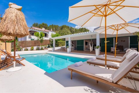 Villa for sale Platja Sant Tomas, Menorca, Spain 4 bedrooms, 203 sq.m. No. 127985 - photo 3