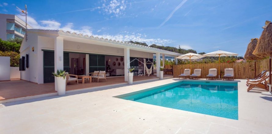 Villa Platja Sant Tomas, Menorca, Spain 4 bedrooms, 203 sq.m. No. 127985