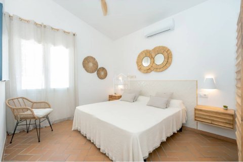 Villa for sale Platja Sant Tomas, Menorca, Spain 4 bedrooms, 203 sq.m. No. 127985 - photo 6