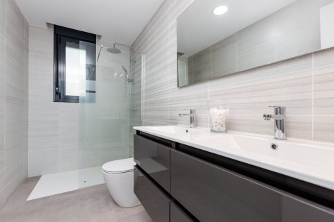 Villa en venta Pilar de la Horadada, Alicante, España 3 dormitorios, 110 m2 No. 123456 - foto 23