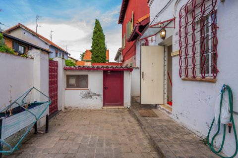 Villa for sale Madrid, Spain 2 bedrooms, 135 sq.m. No. 122388 - photo 27
