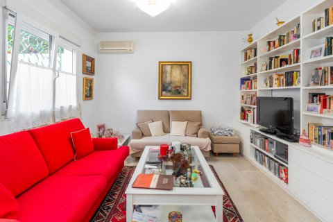 Villa for sale Madrid, Spain 2 bedrooms, 135 sq.m. No. 122388 - photo 2