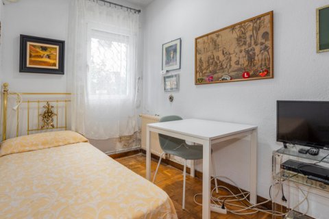 Villa for sale Madrid, Spain 2 bedrooms, 135 sq.m. No. 122388 - photo 13