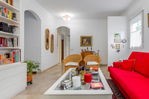 Villa for sale Madrid, Spain 2 bedrooms, 135 sq.m. No. 122388 - photo 3