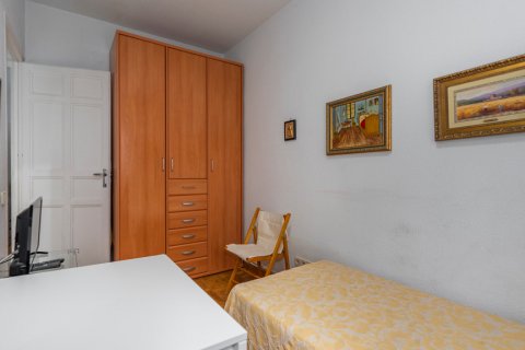 Villa for sale Madrid, Spain 2 bedrooms, 135 sq.m. No. 122388 - photo 15