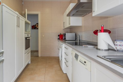 Villa for sale Madrid, Spain 2 bedrooms, 135 sq.m. No. 122388 - photo 24