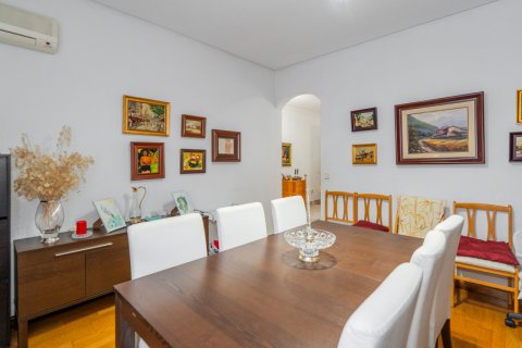 Villa for sale Madrid, Spain 2 bedrooms, 135 sq.m. No. 122388 - photo 9