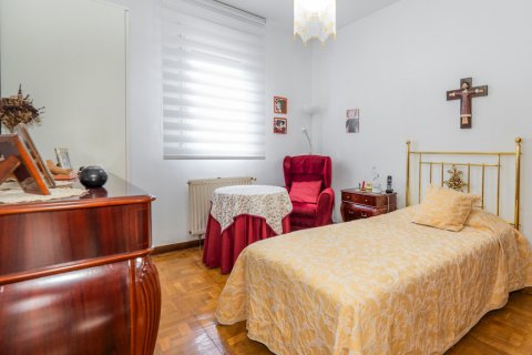 Villa for sale Madrid, Spain 2 bedrooms, 135 sq.m. No. 122388 - photo 17