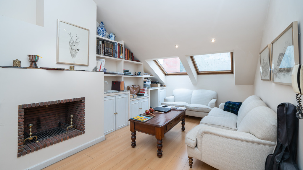 Māja Madrid, Spānijā 6 istabas, 557 m2 Nr. 122387