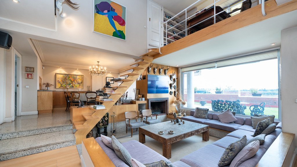 Māja Madrid, Spānijā 6 istabas, 557 m2 Nr. 122387