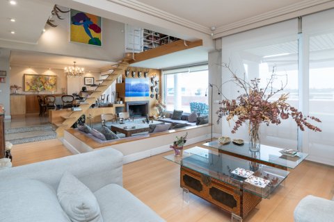 Продажа дома Мадрид, Испания 6 спален, 557м2 №122387 - фото 9