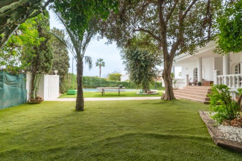 Villa in vendita Torrevieja, Alicante, Spagna 4 camere da letto, 393 mq. N° 125132 - foto 3