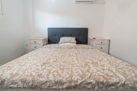 Dzīvoklis pārdošanā Punta Prima, Alicante, Spānijā 2 istabas, 75 m2 Nr. 125129 - attēls 7