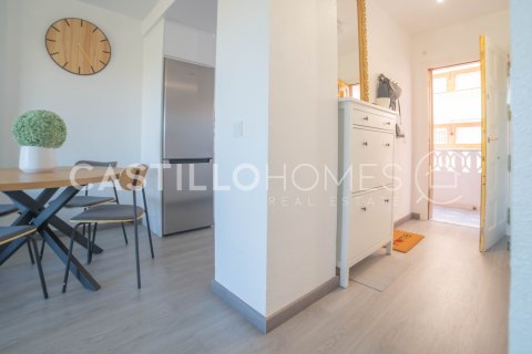 Huoneisto myytävänä Punta Prima, Alicante, Espanja, 2 makuuhuonetta, 75 m2 No. 125129 - kuva 2