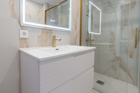 Dzīvoklis pārdošanā Punta Prima, Alicante, Spānijā 2 istabas, 75 m2 Nr. 125129 - attēls 4