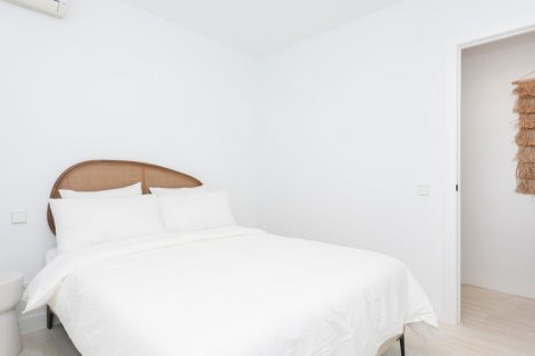 Apartment for sale Madrid, Spain 3 bedrooms, 130 sq.m. No. 120295 - photo 22
