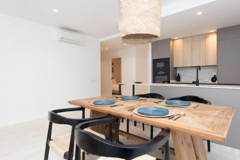 Apartment for sale Madrid, Spain 3 bedrooms, 130 sq.m. No. 120295 - photo 12