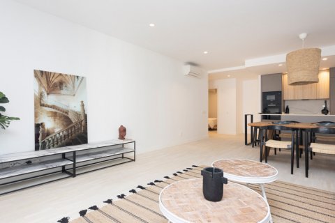 Apartment for sale Madrid, Spain 3 bedrooms, 130 sq.m. No. 120295 - photo 5