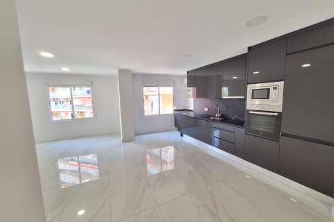 Dzīvoklis pārdošanā Torrevieja, Alicante, Spānijā 104 m2 Nr. 130608 - attēls 2