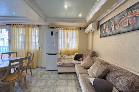 Продажа дома Гуардамар-дель-Сегура, Аликанте, Испания 3 спальни, 91м2 №130609 - фото 17