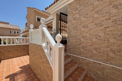 Продажа дома Гуардамар-дель-Сегура, Аликанте, Испания 3 спальни, 91м2 №130609 - фото 7