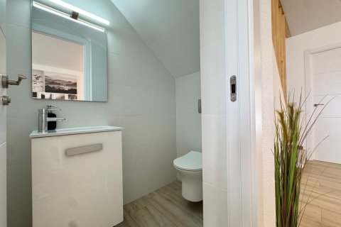 Māja pārdošanā Torrevieja, Alicante, Spānijā 3 istabas, 80 m2 Nr. 130607 - attēls 27