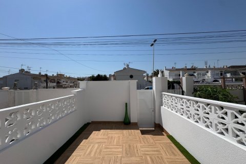 Māja pārdošanā Torrevieja, Alicante, Spānijā 3 istabas, 80 m2 Nr. 130607 - attēls 8