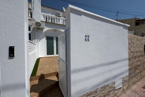 Māja pārdošanā Torrevieja, Alicante, Spānijā 3 istabas, 80 m2 Nr. 130607 - attēls 4