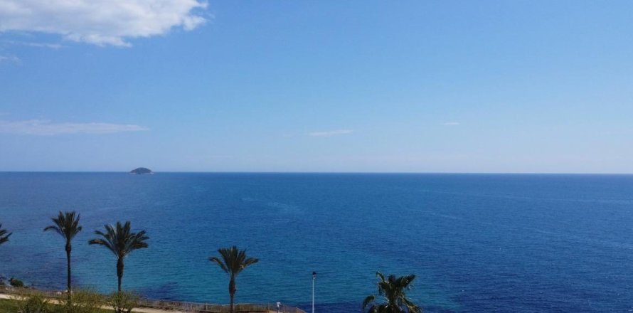 Apartment à Villajoyosa, Alicante, Espagne 2 chambres, 82.96 m2 No. 130610