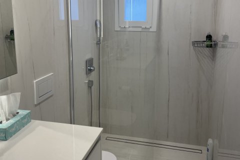 Apartamento en alquiler Torrenova, Mallorca, España 2 dormitorios, 63 m2 No. 131038 - foto 6