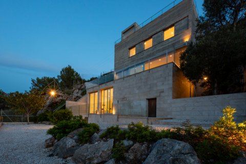 Villa for sale Port De Soller, Mallorca, Spain 4 bedrooms, 330 sq.m. No. 131036 - photo 4