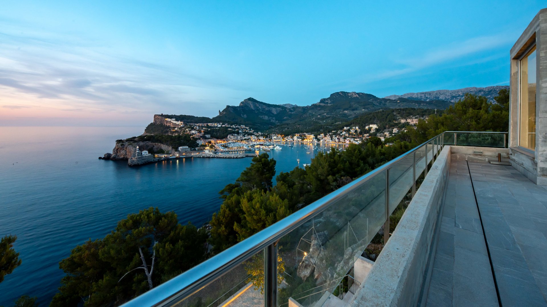 Villa in Port De Soller, Mallorca, Spain 4 bedrooms, 330 sq.m. No. 131036