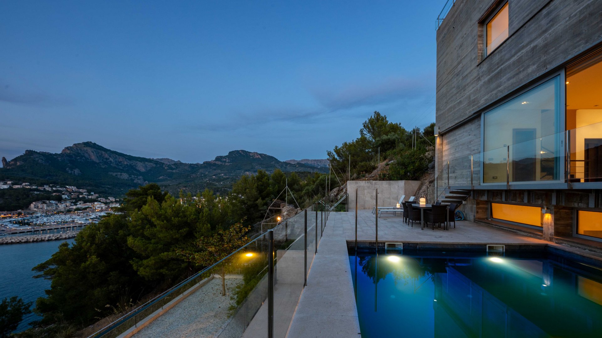 Villa in Port De Soller, Mallorca, Spain 4 bedrooms, 330 sq.m. No. 131036