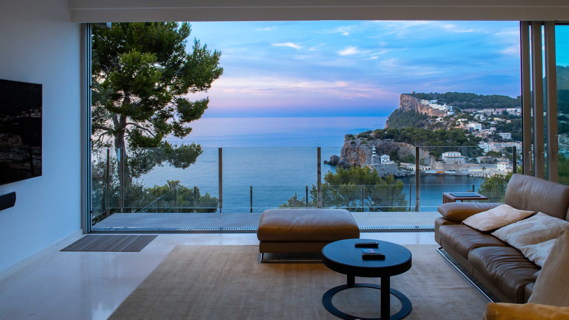 Villa in Port De Soller, Mallorca, Spain 4 bedrooms, 330 sq.m. No. 131036