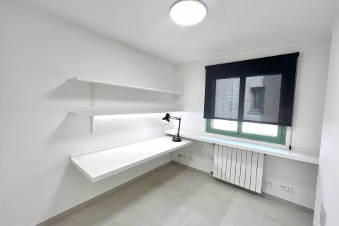 Townhouse for rent Palma de Majorca, Mallorca, Spain 5 bedrooms, 185 sq.m. No. 131040 - photo 17