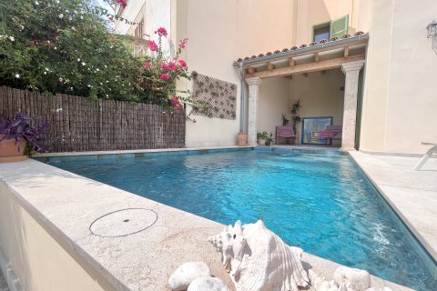 Townhouse for rent Palma de Majorca, Mallorca, Spain 5 bedrooms, 185 sq.m. No. 131040 - photo 3