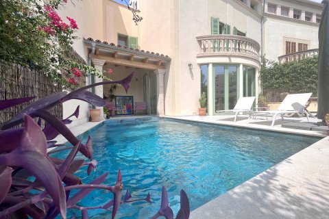 Townhouse for rent Palma de Majorca, Mallorca, Spain 5 bedrooms, 185 sq.m. No. 131040 - photo 2