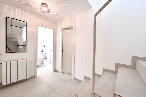 Townhouse for rent Palma de Majorca, Mallorca, Spain 5 bedrooms, 185 sq.m. No. 131040 - photo 16