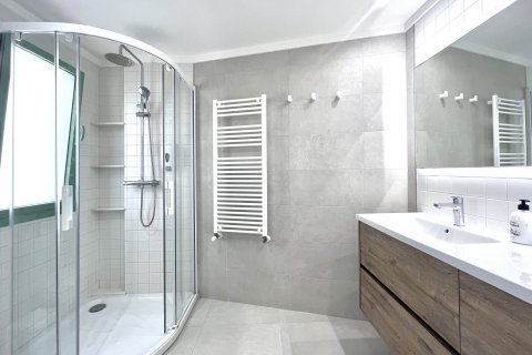 Townhouse for rent Palma de Majorca, Mallorca, Spain 5 bedrooms, 185 sq.m. No. 131040 - photo 21